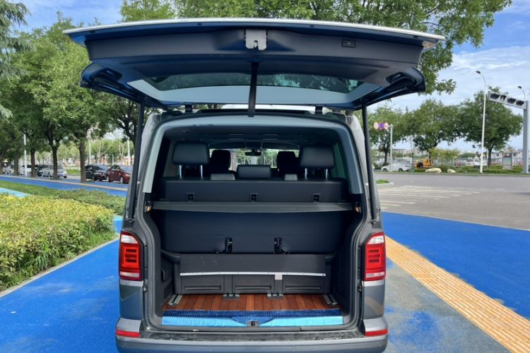 Used Volkswagen Multivan 2018 2.0 TSI Two-Wheel-Drive Luxury Edition 7 Seats Trunk
