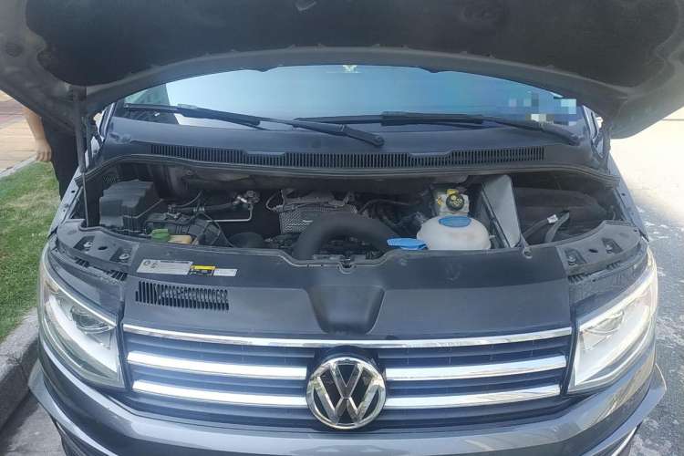 Used Volkswagen Multivan 2018 2.0 TSI Two-Wheel-Drive Luxury Edition 7 Seats Engine Bay