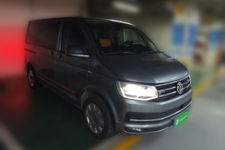 Used Volkswagen Multivan 2018 2.0 TSI 4x4 Prestige Edition 7-Seater Front Right 45 Deg