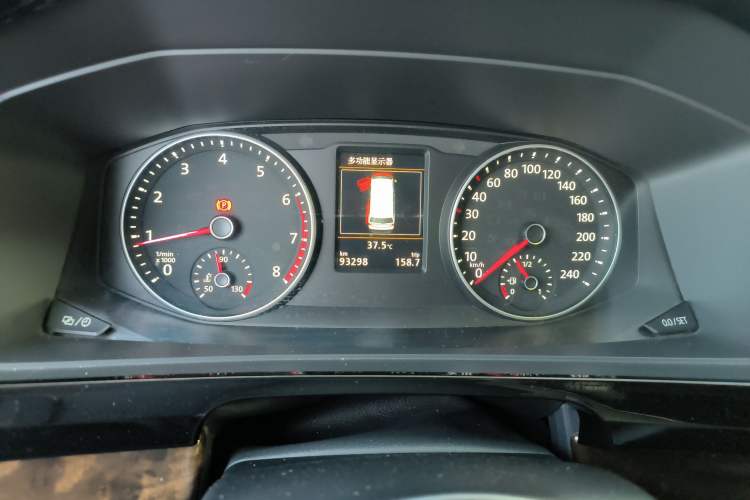 Used Volkswagen Multivan 2018 2.0 TSI 4x4 Prestige Edition 7-Seater Instrument Cluster