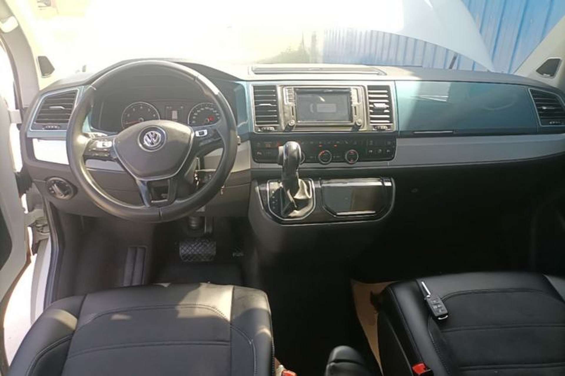 Used Volkswagen Multivan 2018 2.0 TSI Four-Wheel Drive Comfort Edition 7-Seater Center Console