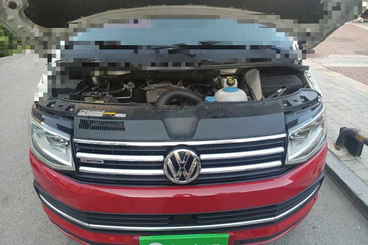 Used Volkswagen Multivan 2018 2.0 TSI Four-Wheel Drive Comfort Edition 7-Seater Engine Bay