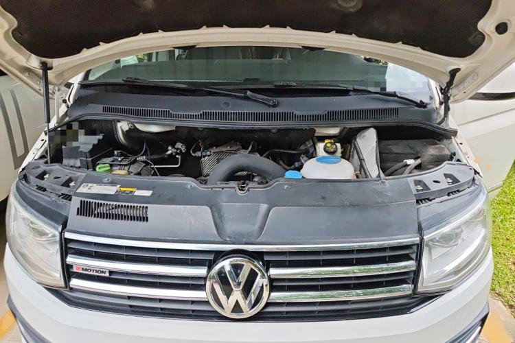 Used Volkswagen Multivan 2018 2.0 TSI 4x4 Prestige Edition 7-Seater Engine Bay