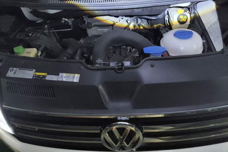 Used Volkswagen Multivan 2018 2.0 TSI 4x4 Prestige Edition 7-Seater Engine Bay