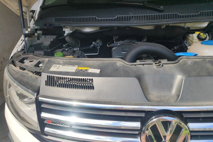 Used Volkswagen Multivan 2018 2.0 TSI 4x4 Prestige Edition 7-Seater Engine Bay Right