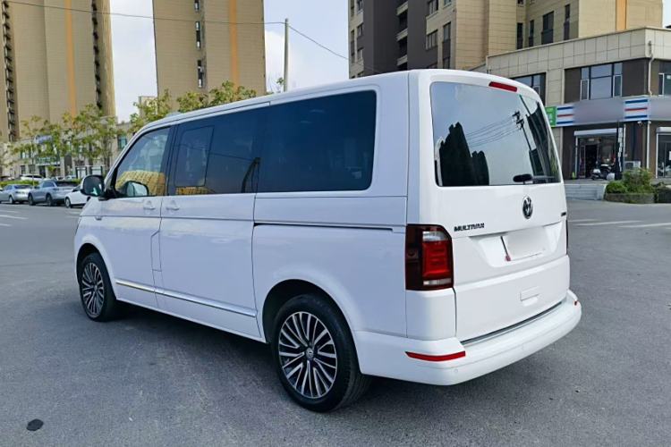 Used Volkswagen Multivan 2018 2.0 TSI Four-Wheel Drive Comfort Edition 7-Seater Exterior 4