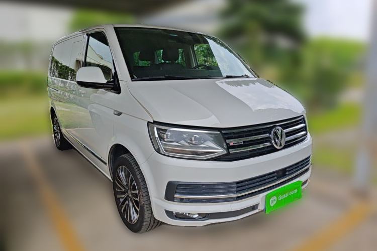 Used Volkswagen Multivan 2018 2.0 TSI 4x4 Prestige Edition 7-Seater Front Right 45 Deg