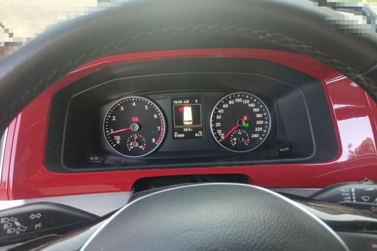 Used Volkswagen Multivan 2018 2.0 TSI Four-Wheel Drive Comfort Edition 7-Seater Instrument Cluster