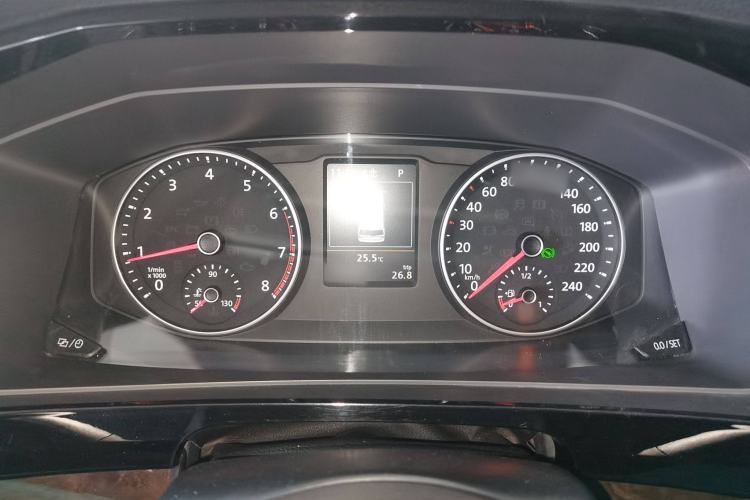 Used Volkswagen Multivan 2018 2.0 TSI Four-Wheel Drive Comfort Edition 7-Seater Instrument Cluster