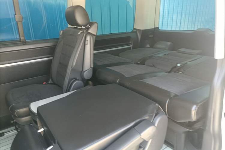 Used Volkswagen Multivan 2018 2.0 TSI Four-Wheel Drive Comfort Edition 7-Seater Left Rear Seat