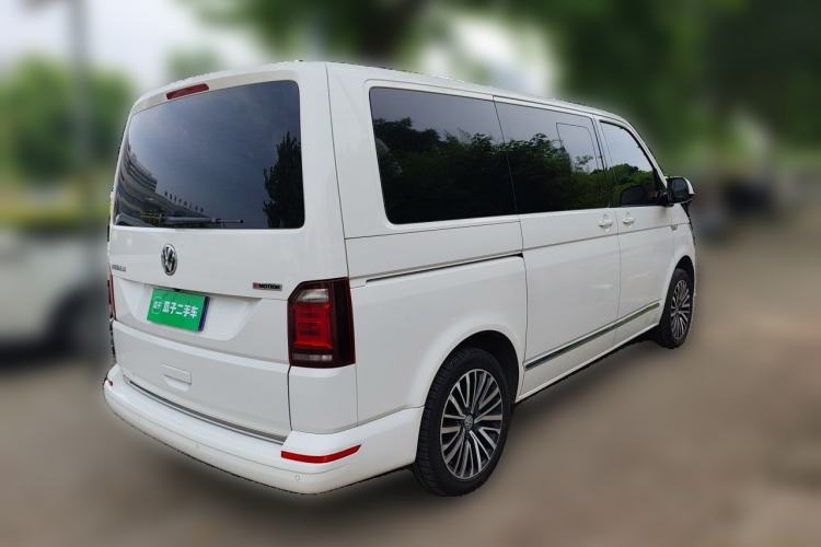 Used Volkswagen Multivan 2018 2.0 TSI Four-Wheel Drive Comfort Edition 7-Seater Rear Right 45 Deg