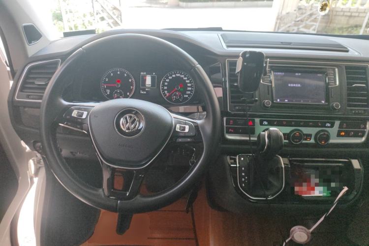 Used Volkswagen Multivan 2018 2.0 TSI 4x4 Prestige Edition 7-Seater Steering Wheel