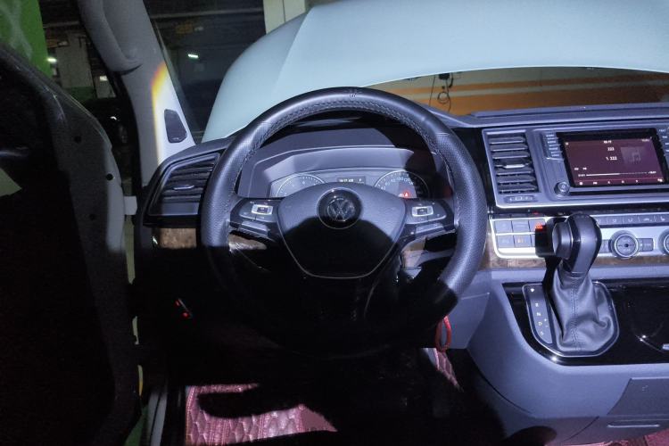 Used Volkswagen Multivan 2018 2.0 TSI 4x4 Prestige Edition 7-Seater Steering Wheel