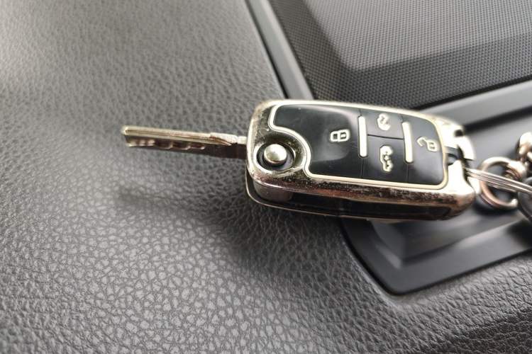 Used Volkswagen Multivan 2018 2.0 TSI Four-Wheel Drive Comfort Edition 7-Seater Vehicle Key