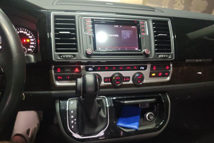 Used Volkswagen Multivan 2019 2.0 TSI 4x4 Prestige Edition 7-Seater Audio And AC Panel