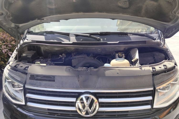 Used Volkswagen Multivan 2019 2.0 TSI Two-Wheel Drive Luxury Edition 7 Seats Engine Bay
