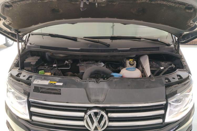 Used Volkswagen Multivan 2019 2.0 TSI Two-Wheel Drive Luxury Edition 7 Seats Engine Bay