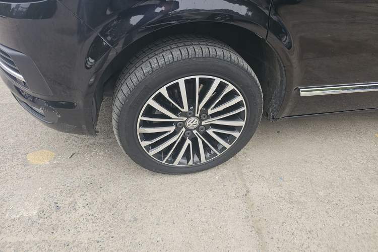 Used Volkswagen Multivan 2019 2.0 TSI 4x4 Prestige Edition 7-Seater Exterior 4