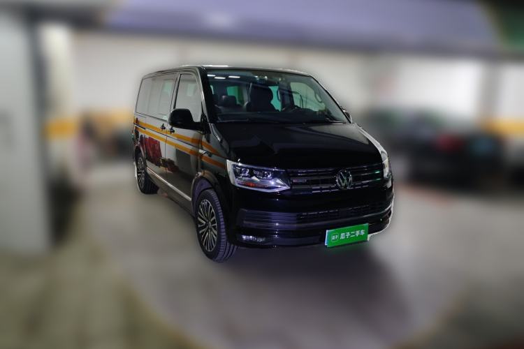 Used Volkswagen Multivan 2019 2.0 TSI 4x4 Prestige Edition 7-Seater Front Right 45 Deg