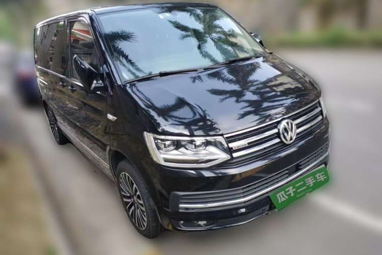 Used Volkswagen Multivan 2019 2.0 TSI 4x4 Prestige Edition 7-Seater Front Right 45 Deg