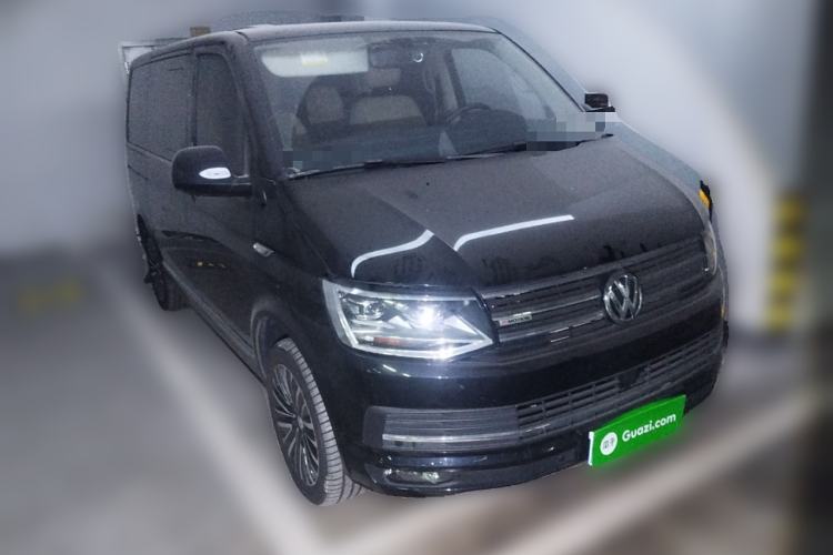 Used Volkswagen Multivan 2019 2.0 TSI 4x4 Prestige Edition 7-Seater Front Right 45 Deg