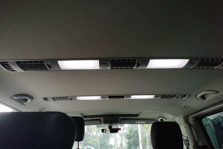 Used Volkswagen Multivan 2019 2.0 TSI 4x4 Prestige Edition 7-Seater Headliner