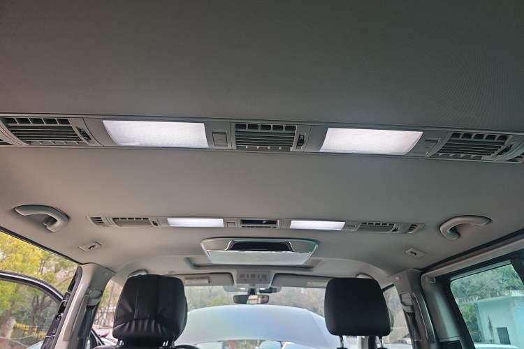 Used Volkswagen Multivan 2019 2.0 TSI 4x4 Prestige Edition 7-Seater Headliner