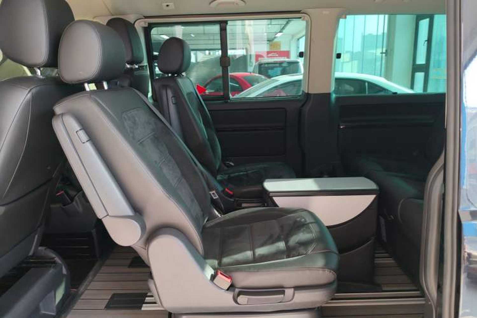 Used Volkswagen Multivan 2019 2.0 TSI Two-Wheel Drive Luxury Edition 7 Seats Left Rear Seat