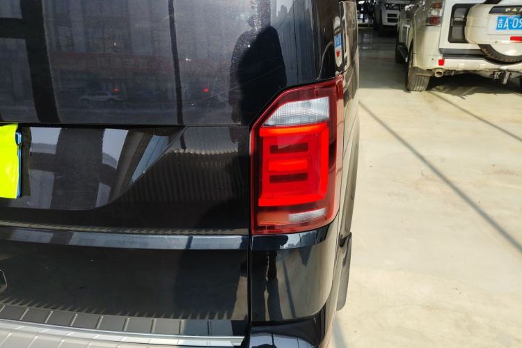 Used Volkswagen Multivan 2019 2.0 TSI Two-Wheel Drive Luxury Edition 7 Seats Right Rear Taillight