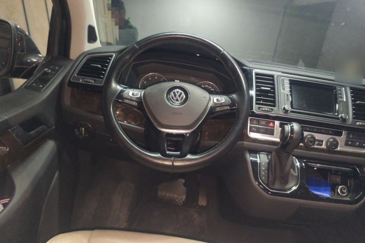 Used Volkswagen Multivan 2019 2.0 TSI 4x4 Prestige Edition 7-Seater Steering Wheel