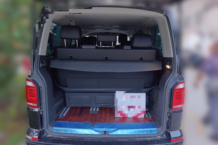 Used Volkswagen Multivan  Trunk
