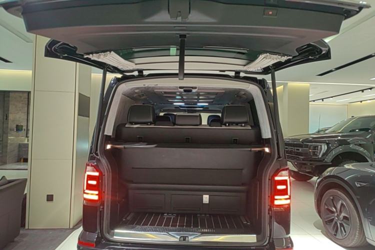 Used Volkswagen Multivan 2019 2.0 TSI 4x4 Prestige Edition 7-Seater Trunk