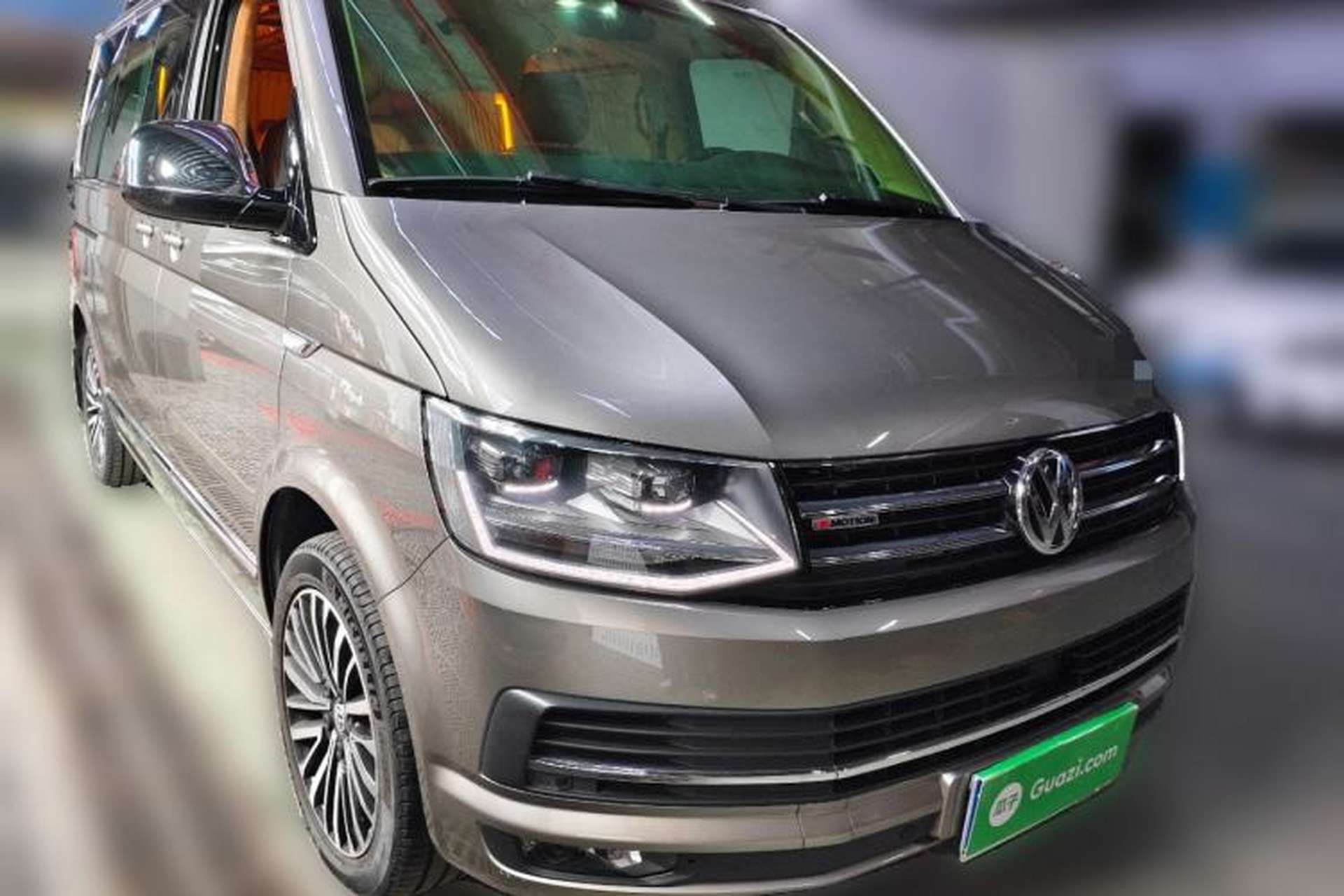 Used Volkswagen Multivan 2019 2.0 TSI 4x4 Prestige Edition 7-Seater Front Right 45 Deg
