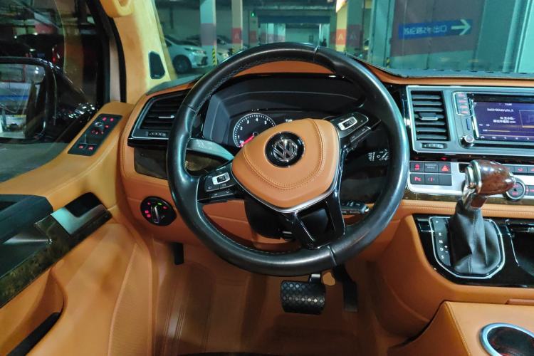 Used Volkswagen Multivan 2019 2.0 TSI 4x4 Prestige Edition 7-Seater Steering Wheel