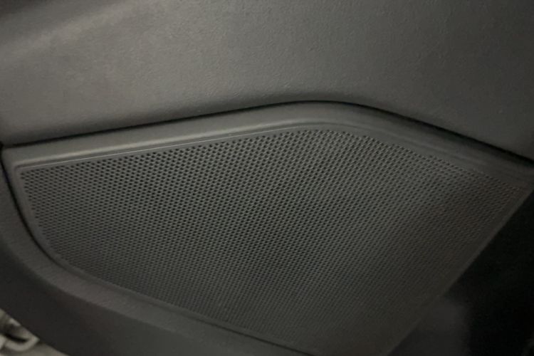 Used Volkswagen Multivan 2019 2.0 TSI 4x4 Prestige Edition 7-Seater Audio And AC Panel