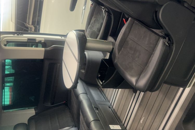 Used Volkswagen Multivan 2019 2.0 TSI 4x4 Prestige Edition 7-Seater Interior 3