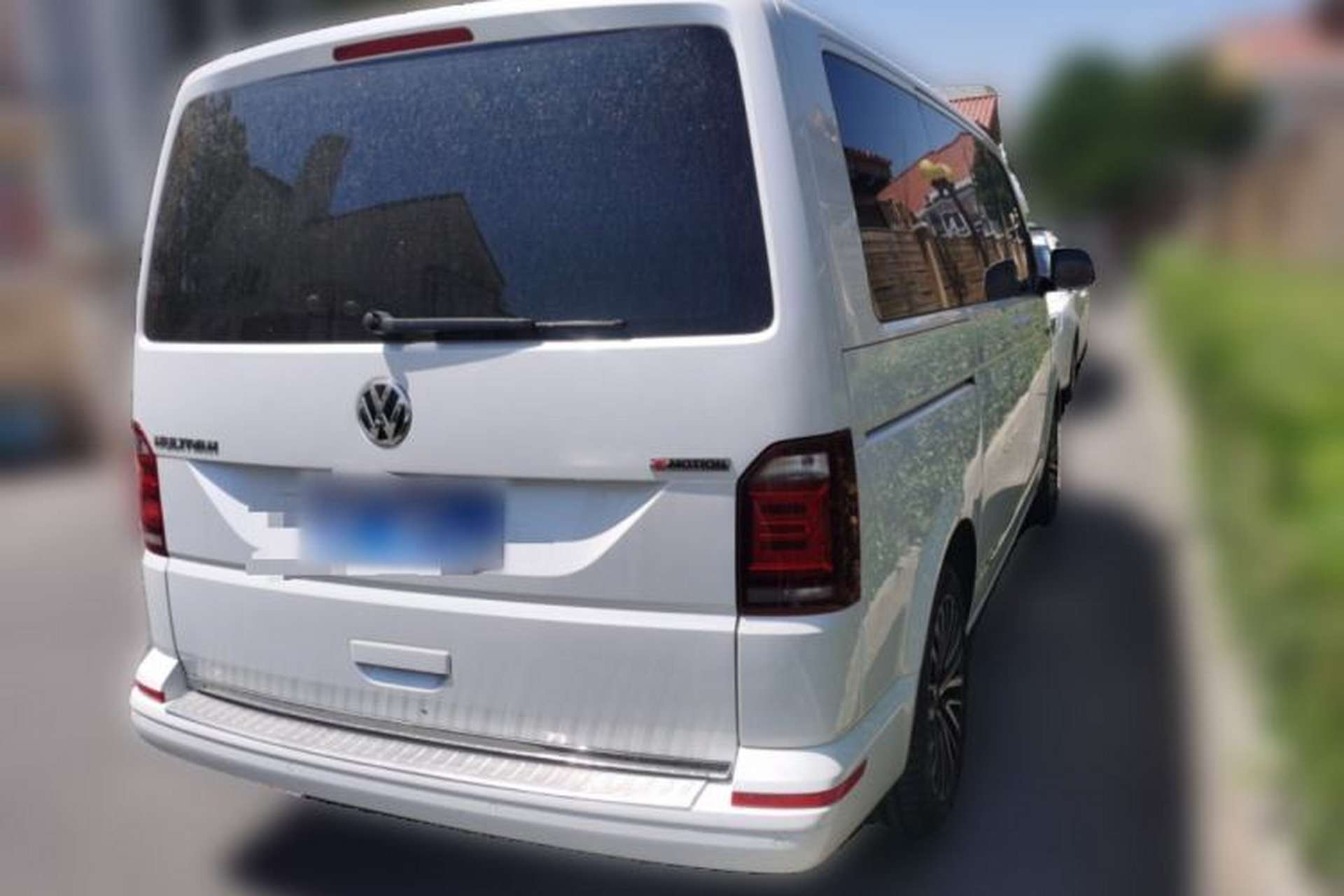 Used Volkswagen Multivan 2019 2.0 TSI 4x4 Prestige Edition 7-Seater Rear Right 45 Deg