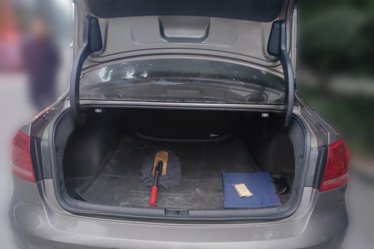 Used Volkswagen Passat 2015 1.8TSI DSG Prestige Edition Trunk