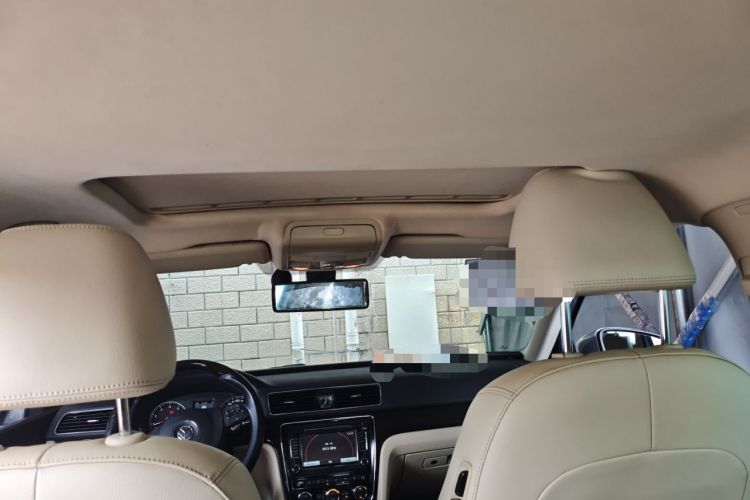 Used Volkswagen Passat 2014 1.8TSI DSG Ultimate Edition Headliner
