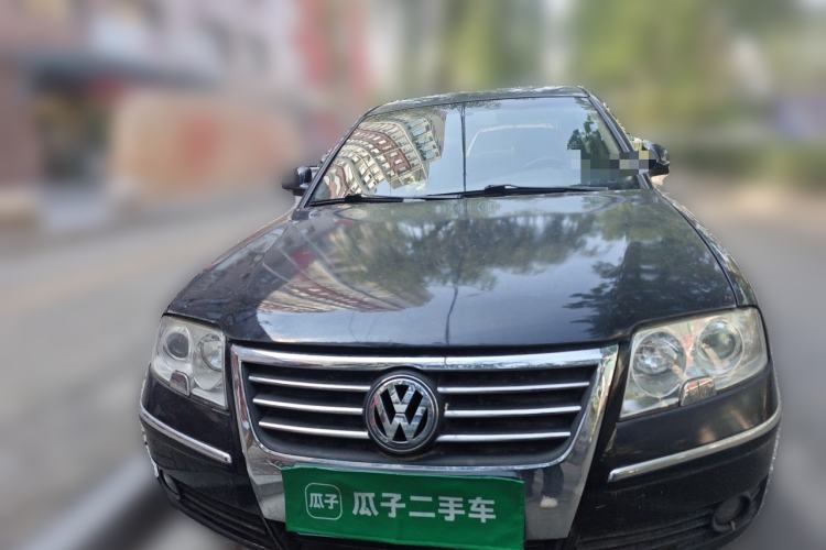 Used Volkswagen Passat 2005 1.8T Automatic Luxury Model Front