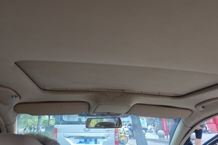 Used Volkswagen Passat 2005 1.8T Automatic Luxury Model Headliner