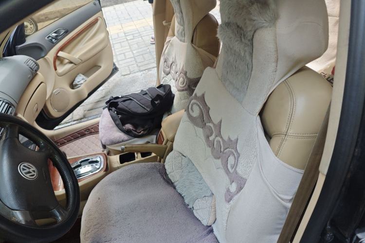 Used Volkswagen Passat 2005 1.8T Automatic Luxury Model Left Front Seat