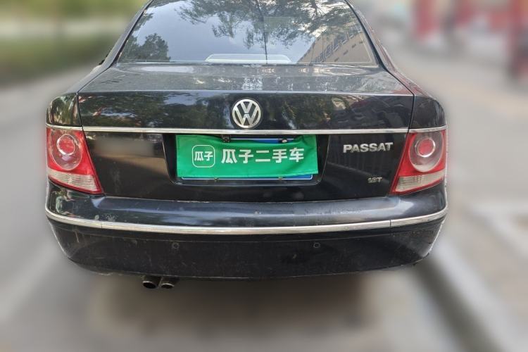 Used Volkswagen Passat 2005 1.8T Automatic Luxury Model Rear