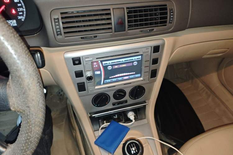 Used Volkswagen Passat 2007 1.8T Manual Standard Model Audio And AC Panel