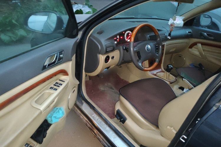 Used Volkswagen Passat 2007 1.8T Manual Luxury Model Driver Seat