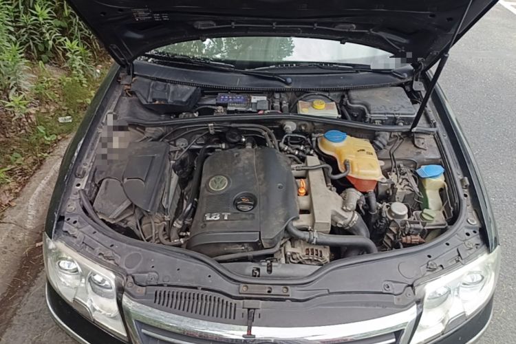 Used Volkswagen Passat 2007 1.8T Automatic Luxury Model Engine Bay
