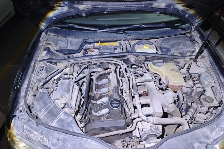 Used Volkswagen Passat 2007 1.8T Manual Standard Model Engine Bay