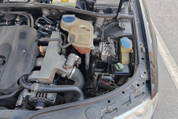 Used Volkswagen Passat 2007 1.8T Manual Standard Model Engine Bay Left