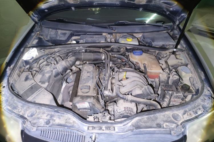 Used Volkswagen Passat 2007 2.0L Manual Standard Edition Engine Bay