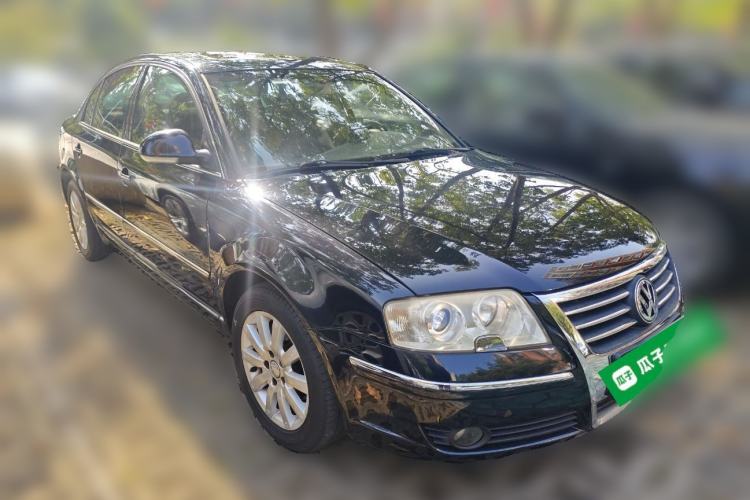 Used Volkswagen Passat 2007 1.8T Automatic VIP Model Front Right 45 Deg